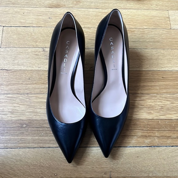 Near New Casadei Black Leather Kitten Heels Sz 41 - Picture 2 of 6